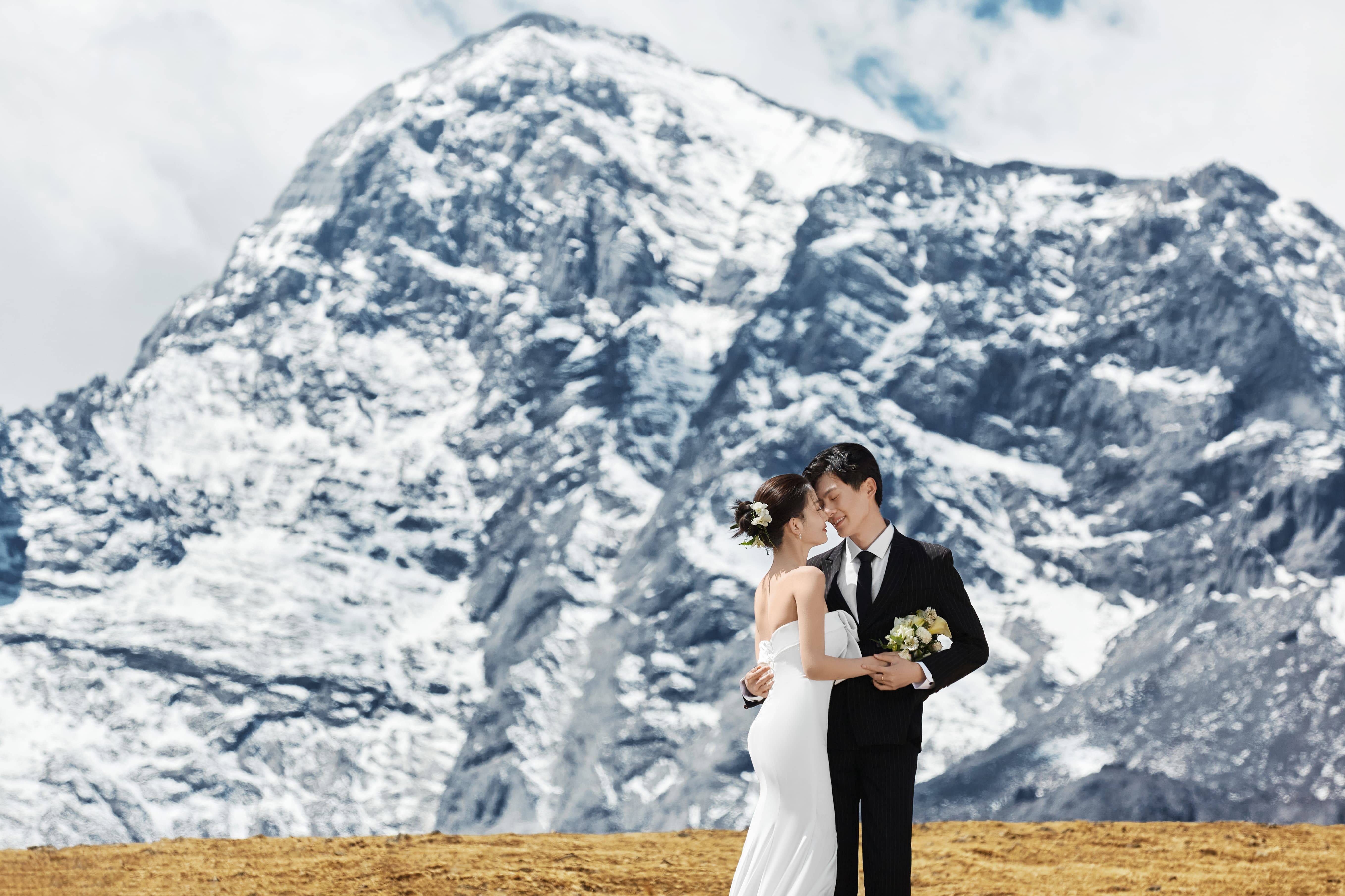 测：卓摄旅拍领衔解锁雪山下的爱情诗篇开元ky棋牌2026丽江旅拍深度评(图4)